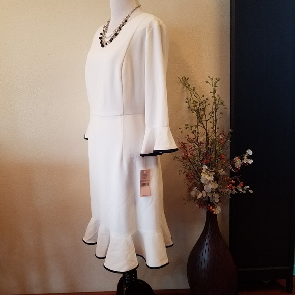 Nanette Lepore Classy White Black Trim Dress Sz12 - Picture 4 of 8